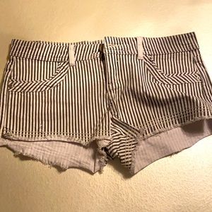 Stripped Shorts  RD style Size 29